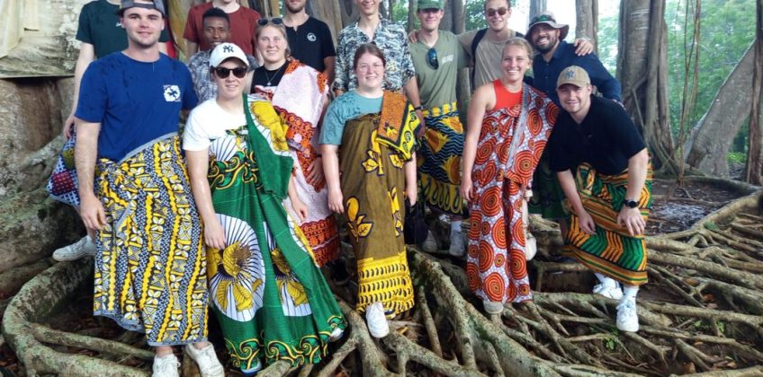 joel-tours-madagascar-excursions-ville-nosybe-terre-mer-iles-p-118