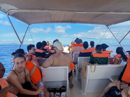 joel-tours-madagascar-excursions-ville-nosybe-terre-mer-iles-p-56