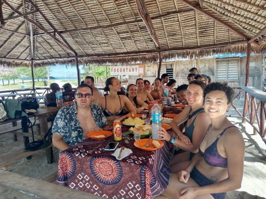 joel-tours-madagascar-excursions-ville-nosybe-terre-mer-iles-p-63