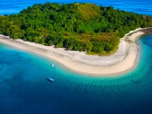 joel-tours-madagascar-slider-home-3